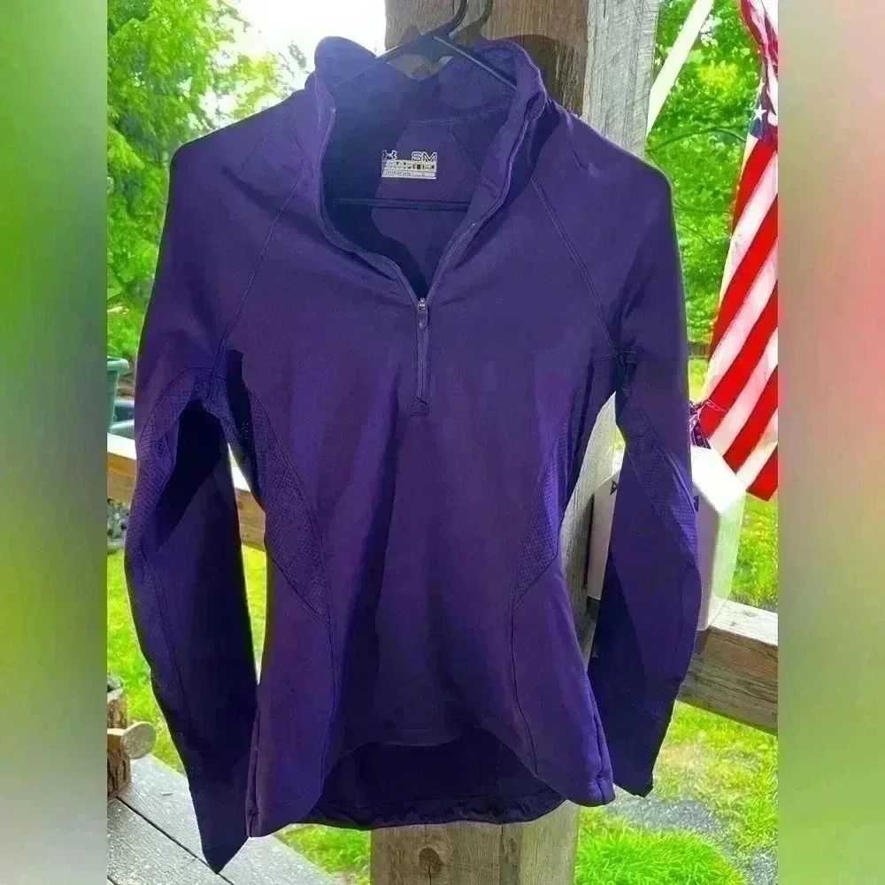 Under Armour Purple Half Zip Pullover Top Womens Sz Sm Semifitted
